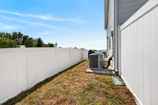 2408 Kaycee Ct, Lebanon, TN 37087