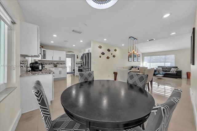 2191 NW 107th Ave, Sunrise, FL 33322