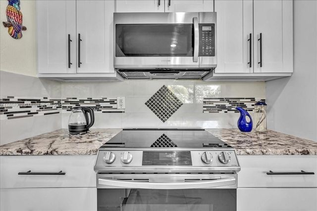2191 NW 107th Ave, Sunrise, FL 33322