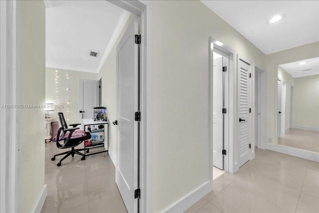 2191 NW 107th Ave, Sunrise, FL 33322