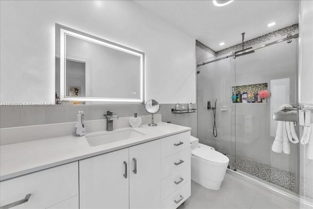 2191 NW 107th Ave, Sunrise, FL 33322