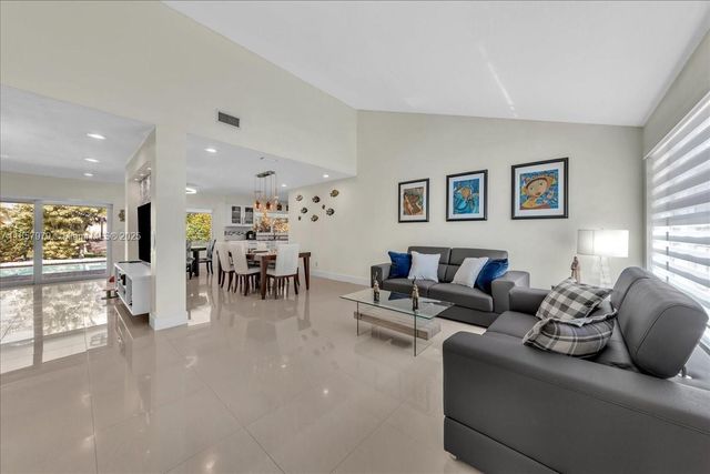 2191 NW 107th Ave, Sunrise, FL 33322