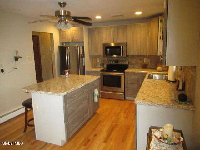 17 Holland Lane, Schodack, NY 12033
