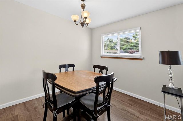 209 Freeman Drive, Mehlville, MO 63129