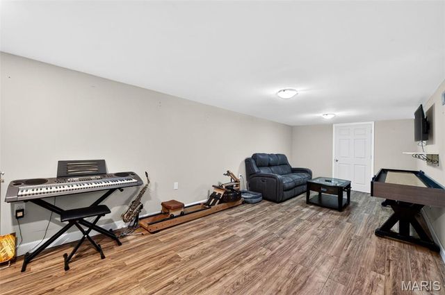 209 Freeman Drive, Mehlville, MO 63129