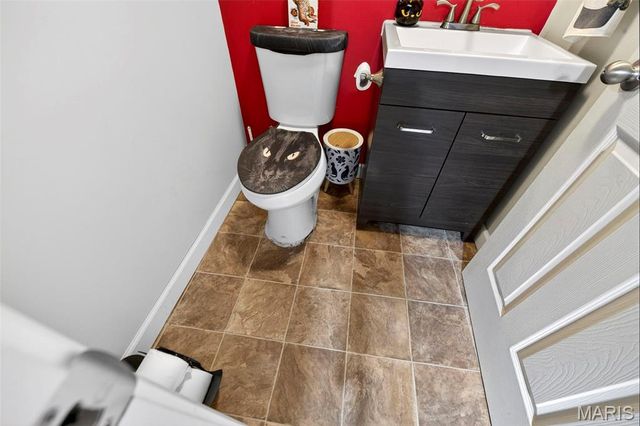 209 Freeman Drive, Mehlville, MO 63129