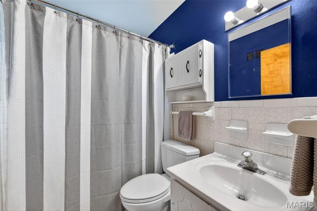 209 Freeman Drive, Mehlville, MO 63129