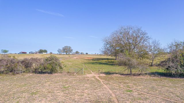 28 Acres Shaws Bend Road, Columbus, TX 78934
