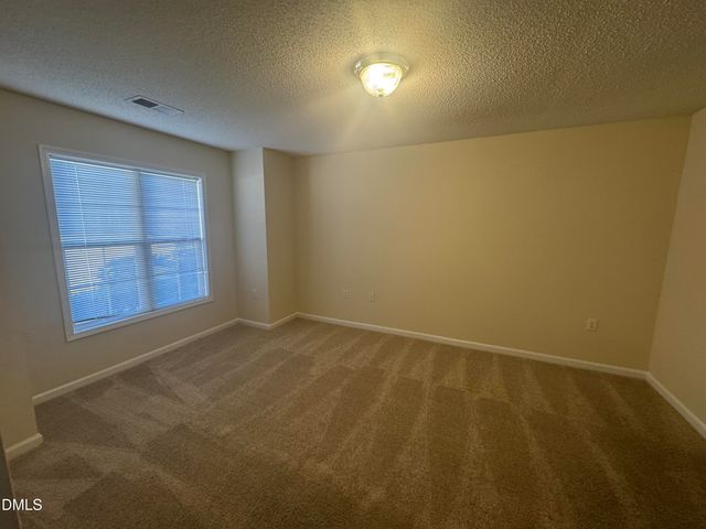 11331 Clubhaven Place 101, Raleigh, NC 27617