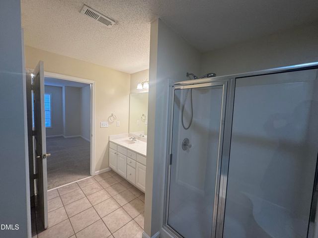 11331 Clubhaven Place 101, Raleigh, NC 27617