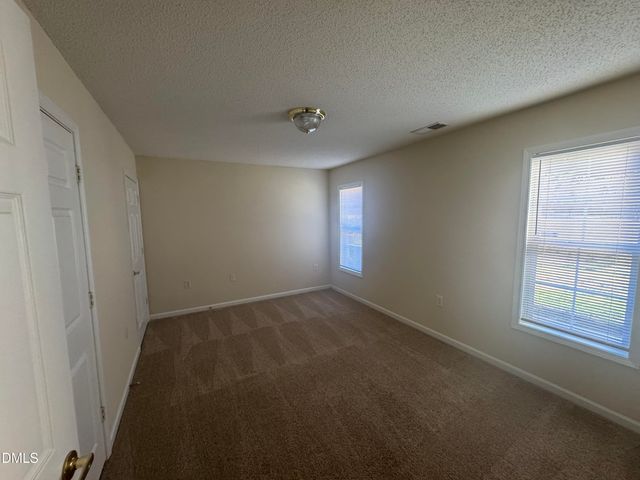 11331 Clubhaven Place 101, Raleigh, NC 27617