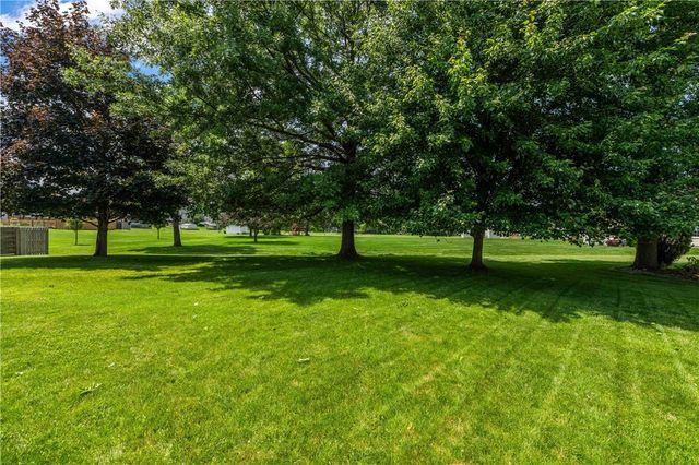 203 Torrey Pine Drive, Greece, NY 14612