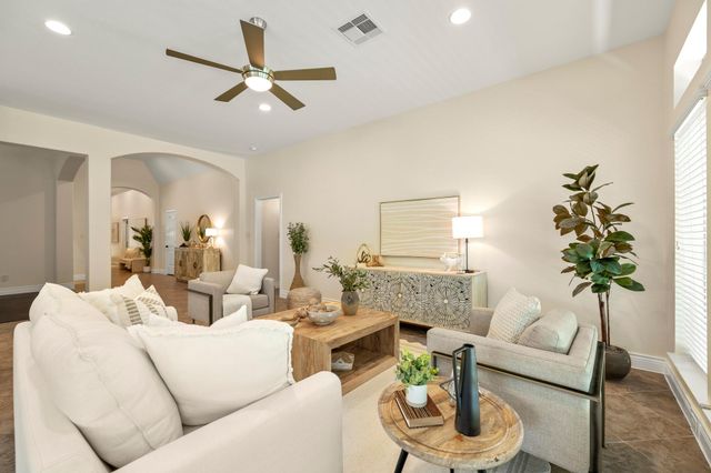 213 Forest Heights Lane, Montgomery, TX 77316