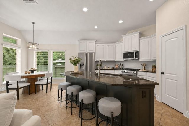 213 Forest Heights Lane, Montgomery, TX 77316