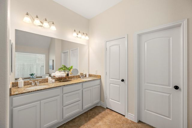 213 Forest Heights Lane, Montgomery, TX 77316