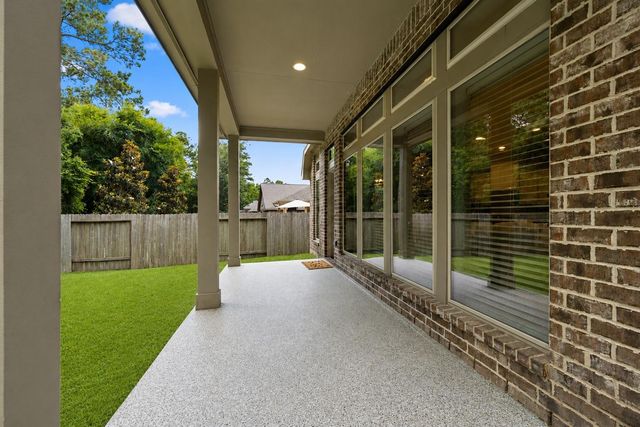 213 Forest Heights Lane, Montgomery, TX 77316
