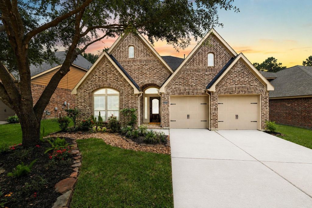 213 Forest Heights Lane, Montgomery, TX 77316