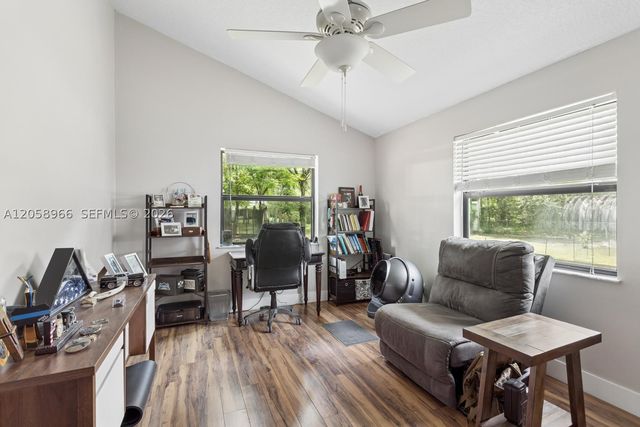 16282 E Downers Drive, Loxahatchee, FL 33470