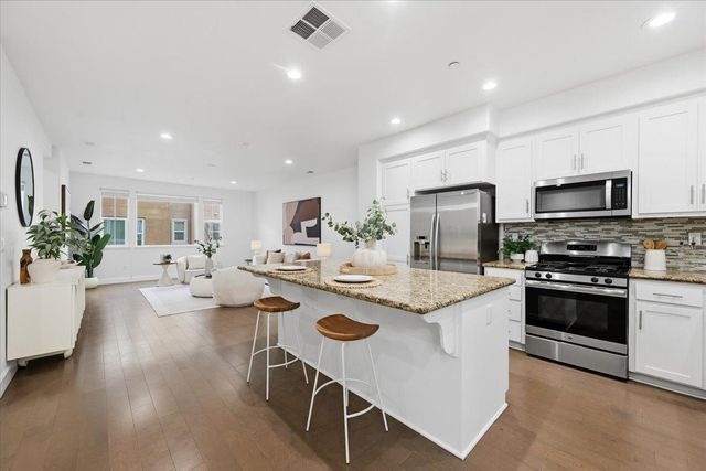 38940 Spicebush Place, Newark, CA 94560