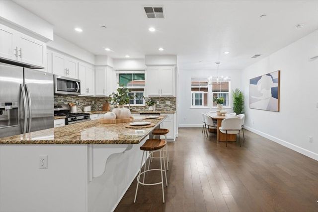 38940 Spicebush Place, Newark, CA 94560