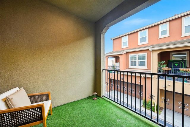 38940 Spicebush Place, Newark, CA 94560