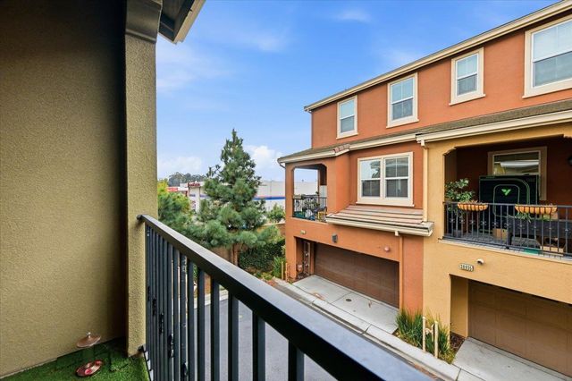 38940 Spicebush Place, Newark, CA 94560