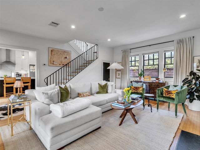 1216 Hawthorne, Houston, TX 77006