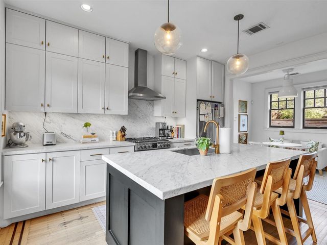 1216 Hawthorne, Houston, TX 77006