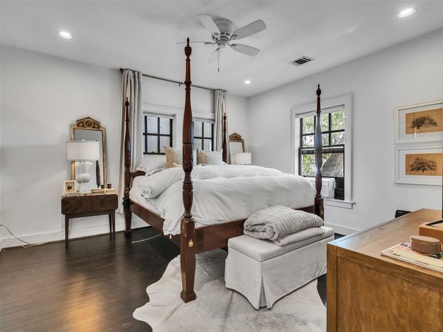 1216 Hawthorne, Houston, TX 77006