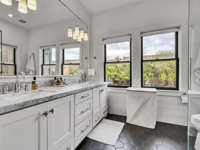 1216 Hawthorne, Houston, TX 77006