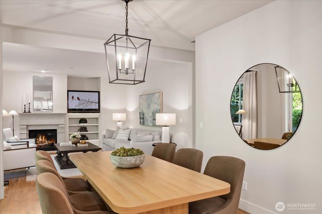 15542 NE 106th Way, Redmond, WA 98052