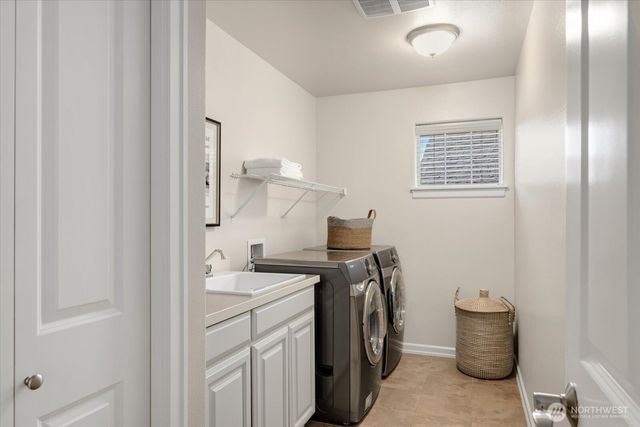 15542 NE 106th Way, Redmond, WA 98052