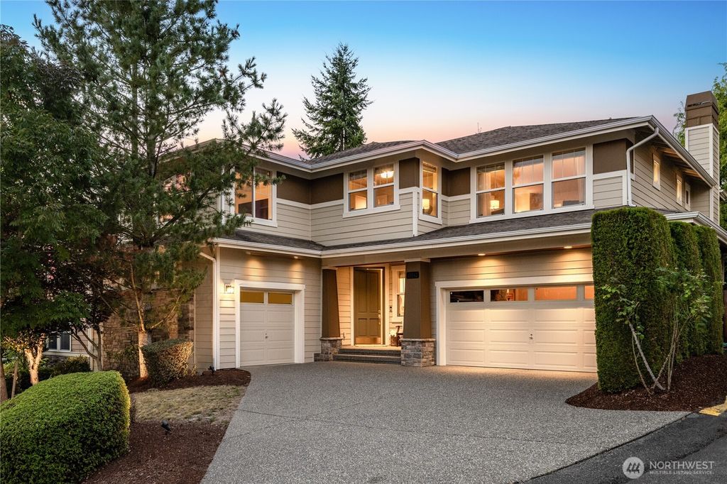 15542 NE 106th Way, Redmond, WA 98052