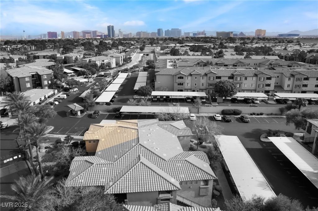 Image 20 of property listing at 4400 South Jones Boulevard 2034, Las Vegas, NV 89103