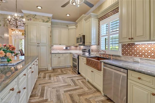 16117 Herons View DR, Alva, FL 33920