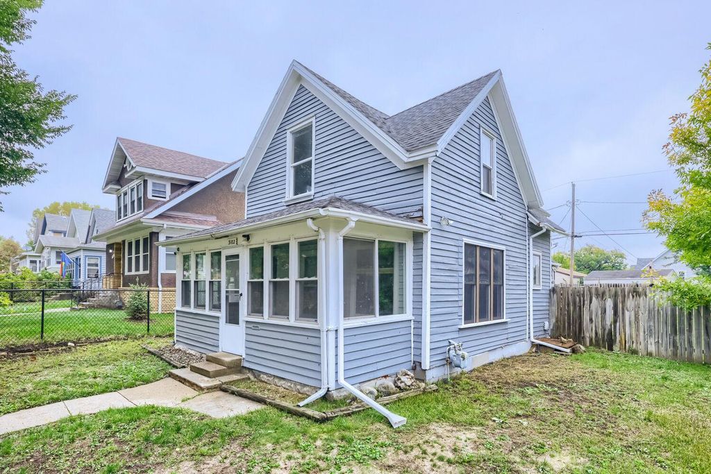 3102 Morgan Avenue N, Minneapolis, MN 55411