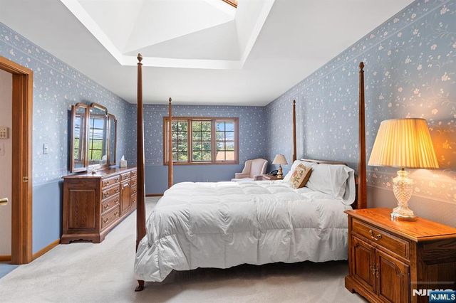 168 Rafkind Road, Bloomingdale, NJ 07403