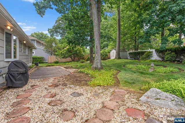 168 Rafkind Road, Bloomingdale, NJ 07403