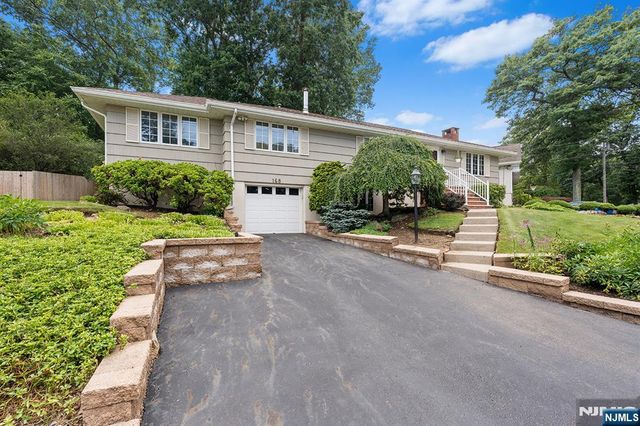 168 Rafkind Road, Bloomingdale, NJ 07403