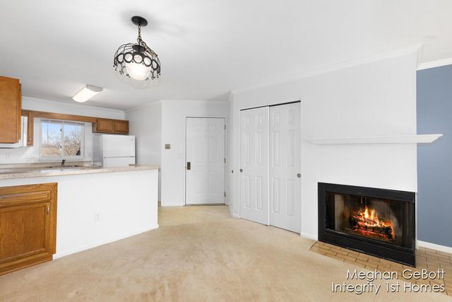 3280 Devonwood Hills Ne 6, Plainfield Twp, MI 49525