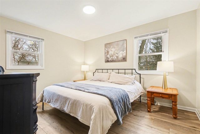 5887 Glenbrook Avenue, Kentwood, MI 49508