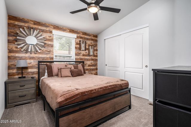 17105 S POCO Place, Munds Park, AZ 86017