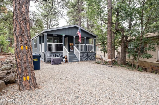 17105 S POCO Place, Munds Park, AZ 86017