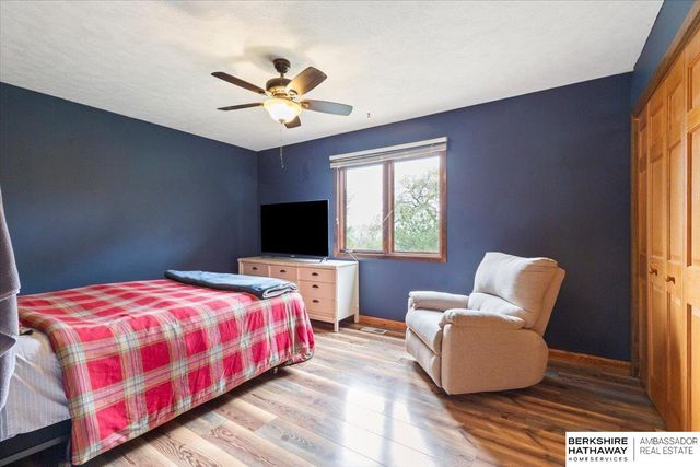 444 Skyline Drive, Elkhorn, NE 68022