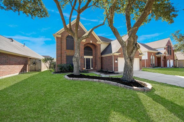 10514 Ravens Way, Baytown, TX 77523