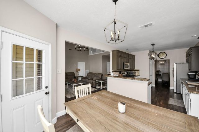 10514 Ravens Way, Baytown, TX 77523