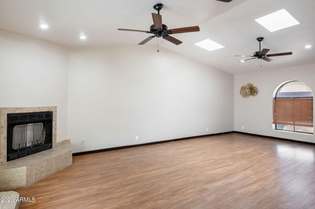 4662 W KINGS Avenue, Glendale, AZ 85306