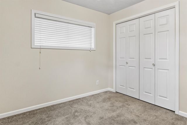 1508 9th St SW, Minot, ND 58701