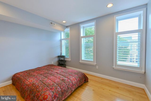1436 N BOND ST, Baltimore, MD 21213
