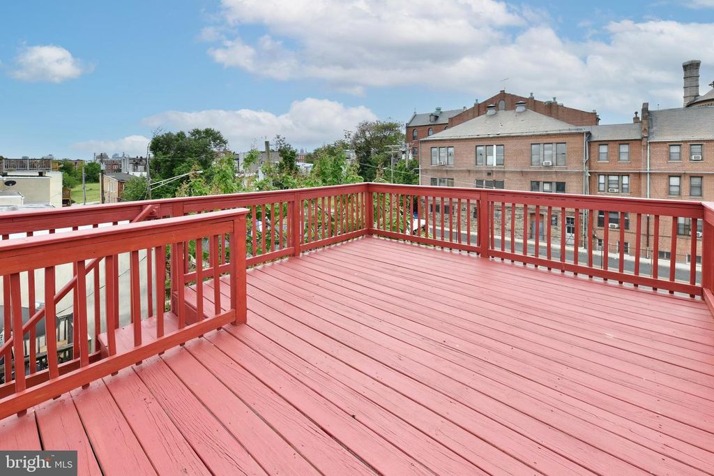 Image 35 of property listing at 1436 N BOND ST, Baltimore, MD 21213